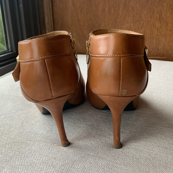 Enzo Angiolini leather ankle booties - Picture 3 of 11
